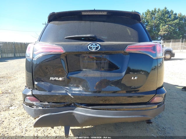 46272015 :رقم المزاد ، 2T3ZFREV1JW451501 vin ، 2018 Toyota Rav4 Le مزاد بيع