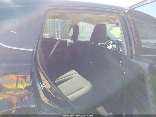 46272015 :رقم المزاد ، 2T3ZFREV1JW451501 vin ، 2018 Toyota Rav4 Le مزاد بيع