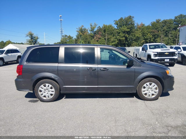 2018 Dodge Grand Caravan Se მანქანა იყიდება აუქციონზე, vin: 2C4RDGBG3JR255585, აუქციონის ნომერი: 46272038