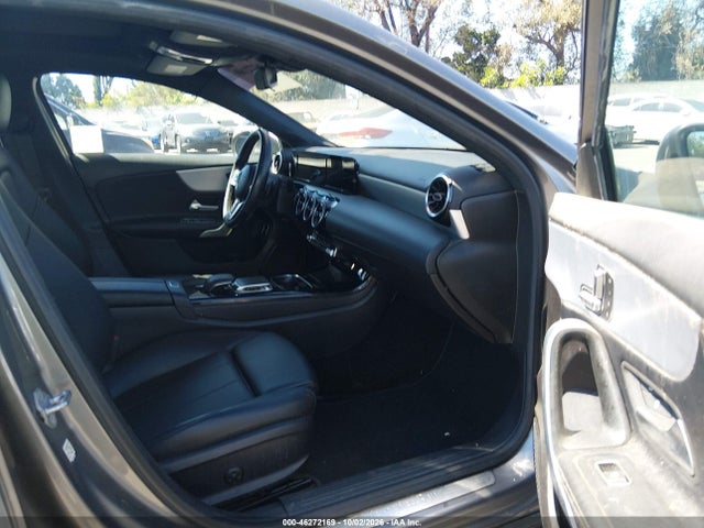 46272169 :رقم المزاد ، WDD3G4EB5KW007221 vin ، 2019 Mercedes-benz A 220 مزاد بيع