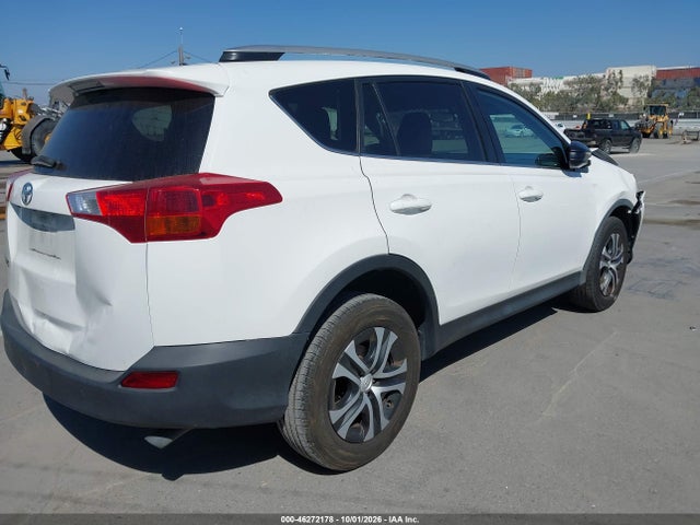 2T3ZFREV0FW198839 Toyota RAV4 LE