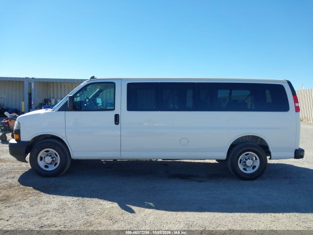 Aukcja sprzedaży 2020 Chevrolet Express Passenger Rwd 3500 Extended Wheelbase Ls, vin: 1GAZGNFGXL1116138, numer aukcji: 46272258