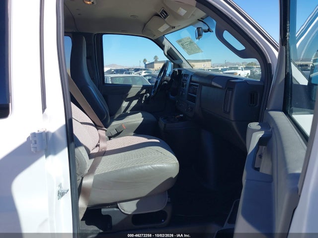 Aukcja sprzedaży 2020 Chevrolet Express Passenger Rwd 3500 Extended Wheelbase Ls, vin: 1GAZGNFGXL1116138, numer aukcji: 46272258