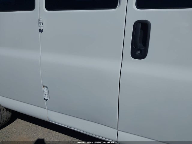 Aukcja sprzedaży 2020 Chevrolet Express Passenger Rwd 3500 Extended Wheelbase Ls, vin: 1GAZGNFGXL1116138, numer aukcji: 46272258