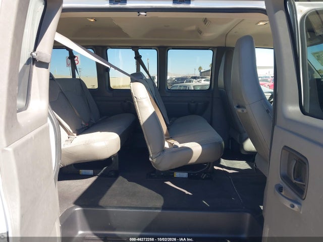 Aukcja sprzedaży 2020 Chevrolet Express Passenger Rwd 3500 Extended Wheelbase Ls, vin: 1GAZGNFGXL1116138, numer aukcji: 46272258