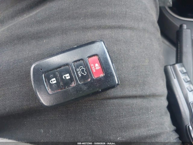 46272365 :رقم المزاد ، 2T3RFREV3JW838678 vin ، 2018 Toyota Rav4 Xle مزاد بيع