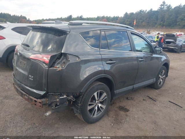 46272365 :رقم المزاد ، 2T3RFREV3JW838678 vin ، 2018 Toyota Rav4 Xle مزاد بيع