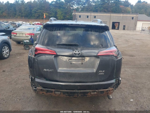 46272365 :رقم المزاد ، 2T3RFREV3JW838678 vin ، 2018 Toyota Rav4 Xle مزاد بيع