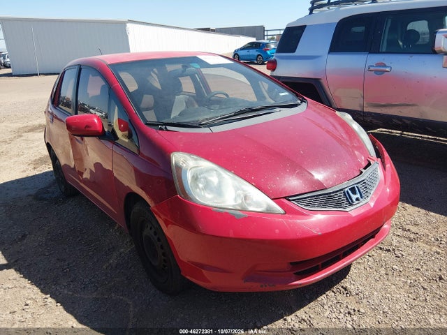 2013 Honda Fit მანქანა იყიდება აუქციონზე, vin: JHMGE8H36DC081425, აუქციონის ნომერი: 46272381