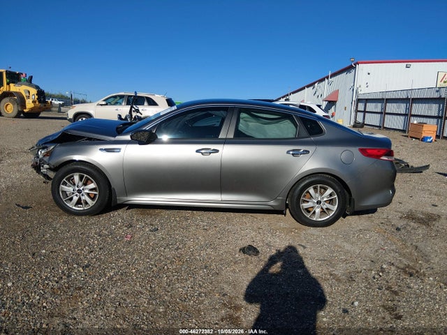 2017 Kia Optima Lx მანქანა იყიდება აუქციონზე, vin: 5XXGT4L33HG137138, აუქციონის ნომერი: 46272382