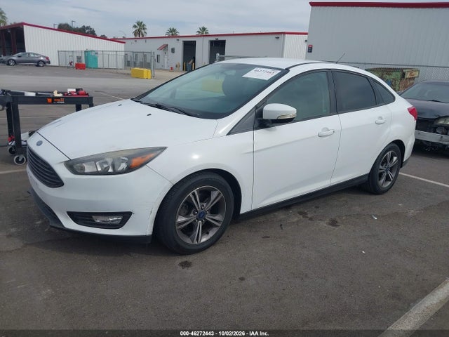 Ford FOCUS SE 2017 1FADP3FE4HL308645 Image 2