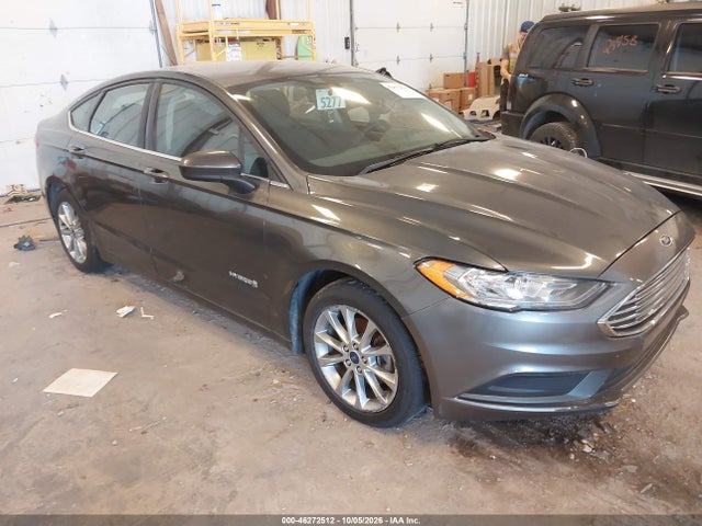 46272512 :رقم المزاد ، 3FA6P0LU2HR344774 vin ، 2017 Ford Fusion Hybrid Se مزاد بيع