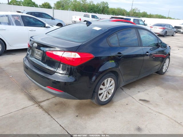 KIA FORTE LX 2016 KNAFX4A68G5597361 Image 4