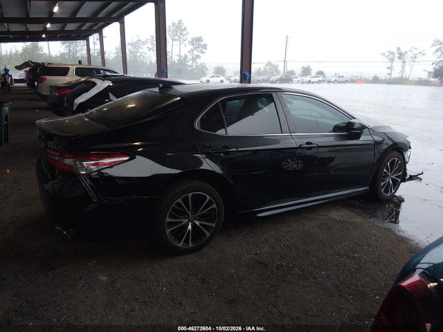 46272604 :رقم المزاد ، 4T1B11HK4KU192533 vin ، 2019 Toyota Camry Se مزاد بيع
