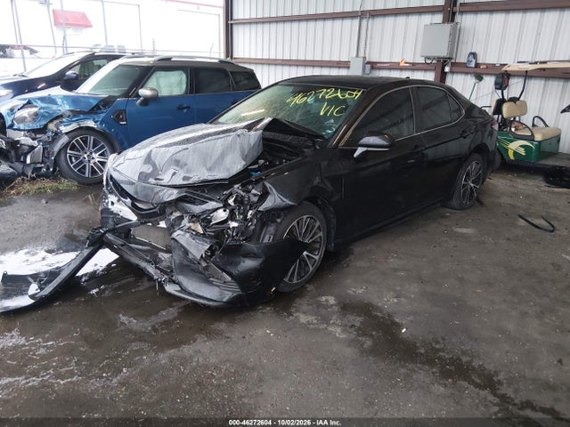 46272604 :رقم المزاد ، 4T1B11HK4KU192533 vin ، 2019 Toyota Camry Se مزاد بيع