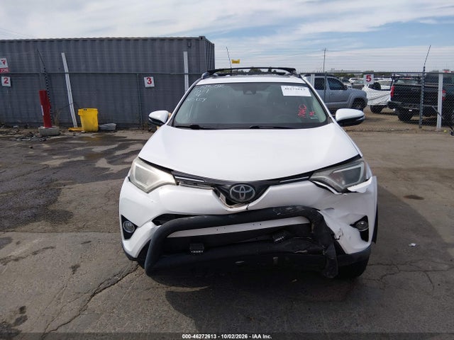 2T3RFREVXJW789351 Toyota Rav4 Xle