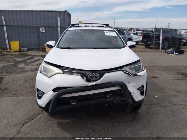 2T3RFREVXJW789351 Toyota Rav4 Xle