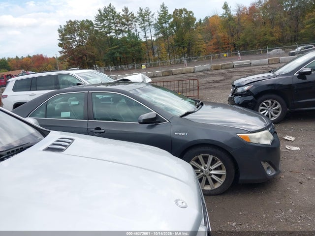 46272661 :رقم المزاد ، 4T1BD1FK0CU051552 vin ، 2012 Toyota Camry Hybrid Xle مزاد بيع