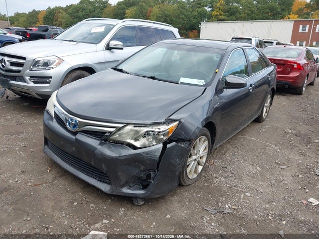 46272661 :رقم المزاد ، 4T1BD1FK0CU051552 vin ، 2012 Toyota Camry Hybrid Xle مزاد بيع