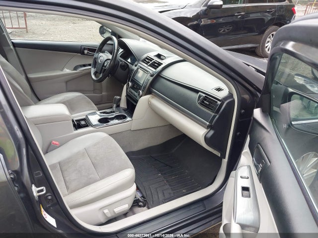 46272661 :رقم المزاد ، 4T1BD1FK0CU051552 vin ، 2012 Toyota Camry Hybrid Xle مزاد بيع