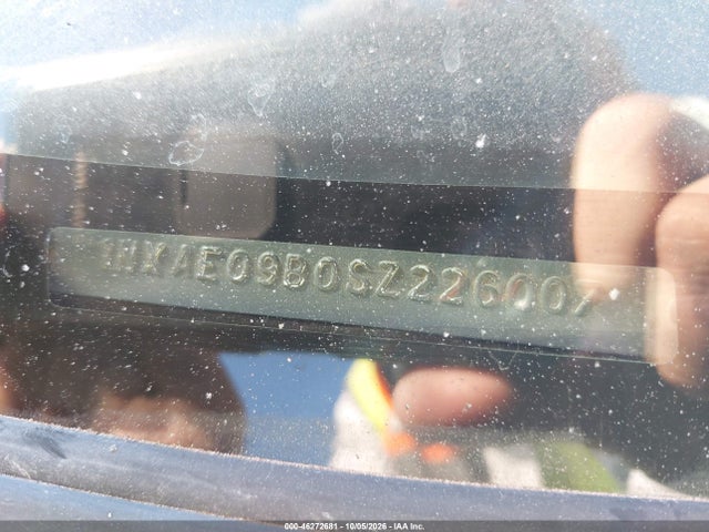 46272681 :رقم المزاد ، 1NXAE09B0SZ226007 vin ، 1995 Toyota Corolla Le/dx مزاد بيع
