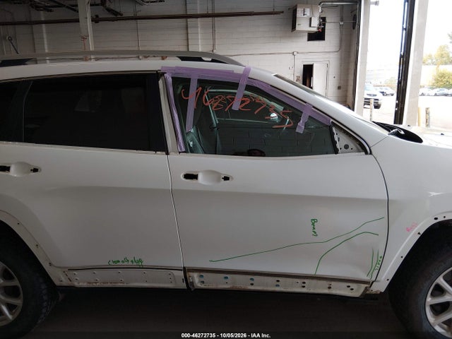 Продаж на аукціоні авто 2016 Jeep Cherokee Latitude, vin: 1C4PJMCS0GW361543, номер лоту: 46272735