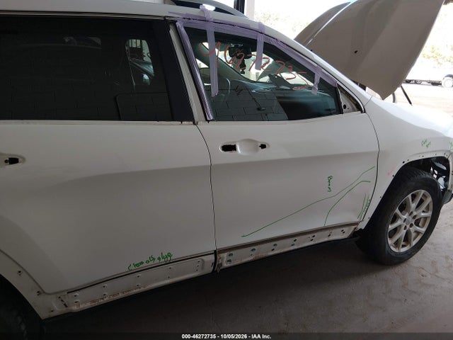 Продаж на аукціоні авто 2016 Jeep Cherokee Latitude, vin: 1C4PJMCS0GW361543, номер лоту: 46272735