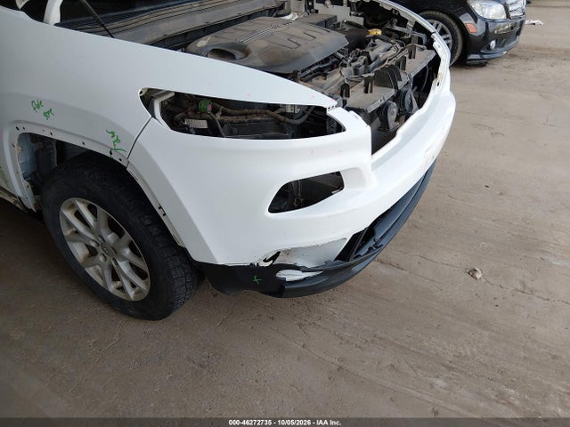 Продаж на аукціоні авто 2016 Jeep Cherokee Latitude, vin: 1C4PJMCS0GW361543, номер лоту: 46272735