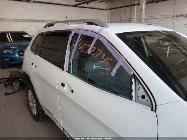 Продаж на аукціоні авто 2016 Jeep Cherokee Latitude, vin: 1C4PJMCS0GW361543, номер лоту: 46272735
