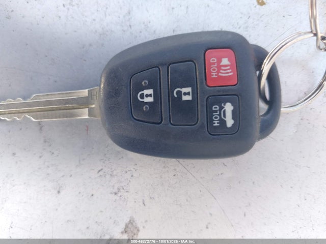 Toyota COROLLA SE 2017 5YFBURHE9HP601832 Image 11