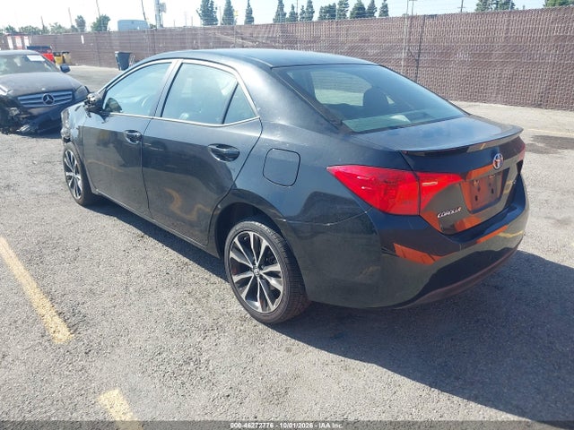 Toyota COROLLA SE 2017 5YFBURHE9HP601832 Image 3