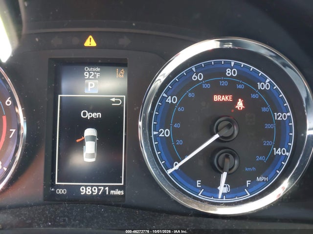Toyota COROLLA SE 2017 5YFBURHE9HP601832 Image 7