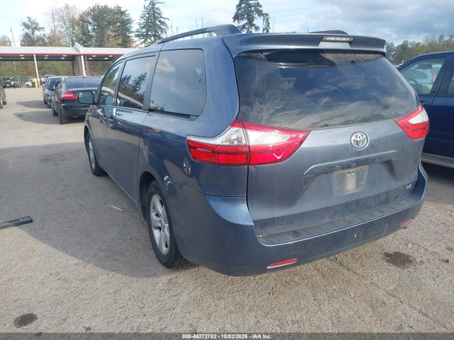 Auction sale of the 2015 Toyota Sienna Le 8 Passenger, vin: 5TDKK3DC9FS572943, lot number: 46272782