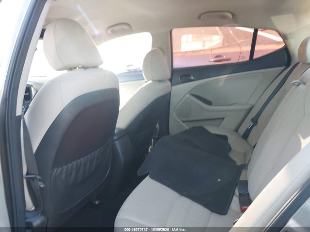 KIA Optima Lx 2015 KNAGM4A77F5583973 Image 16