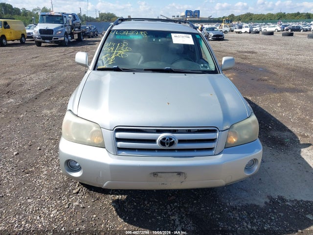46272798 :رقم المزاد ، JTEDP21A540011951 vin ، 2004 Toyota Highlander V6 مزاد بيع