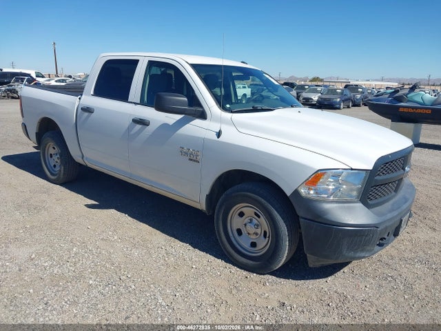 2020 Ram 1500 Classic Tradesman  4x4 5'7 Box მანქანა იყიდება აუქციონზე, vin: 3C6RR7KG1LG205432, აუქციონის ნომერი: 46272835