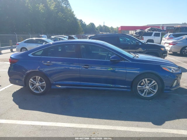 Продажа на аукционе авто 2018 Hyundai Sonata Sport, vin: 5NPE34AF5JH614067, номер лота: 46272866