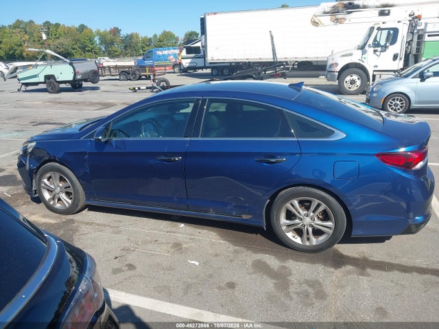 Продажа на аукционе авто 2018 Hyundai Sonata Sport, vin: 5NPE34AF5JH614067, номер лота: 46272866