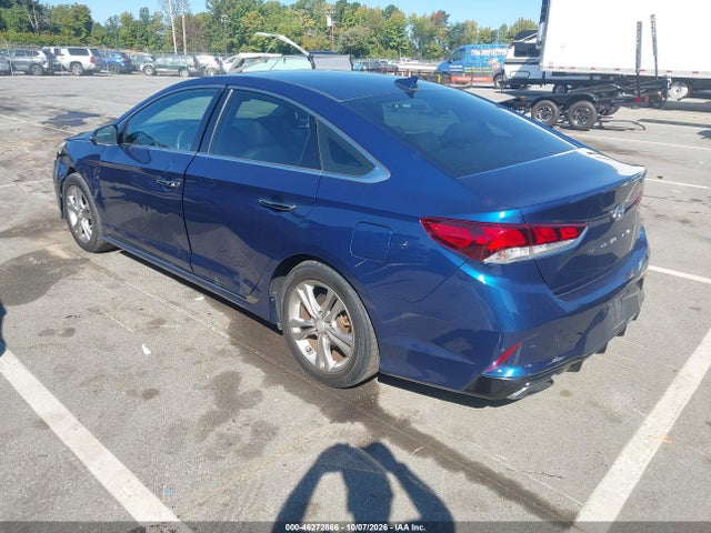 Продажа на аукционе авто 2018 Hyundai Sonata Sport, vin: 5NPE34AF5JH614067, номер лота: 46272866