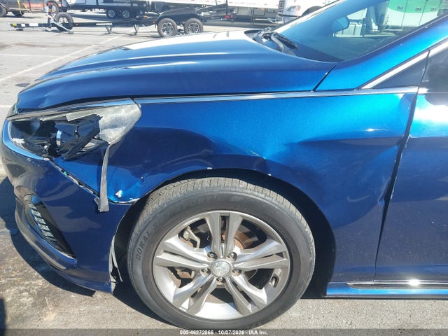 Продажа на аукционе авто 2018 Hyundai Sonata Sport, vin: 5NPE34AF5JH614067, номер лота: 46272866