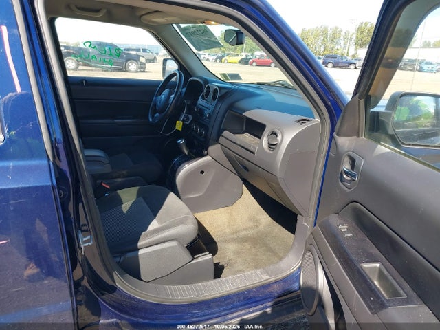 2016 Jeep Patriot Latitude მანქანა იყიდება აუქციონზე, vin: 1C4NJRFB8GD580875, აუქციონის ნომერი: 46272917