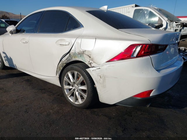 Lexus IS 200T 2016 JTHBA1D22G5033973 Image 6