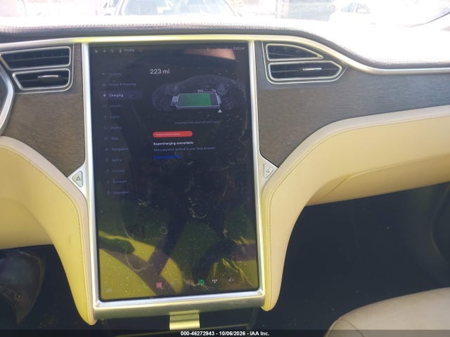 46272943 :رقم المزاد ، 5YJSA1CN8DFP23265 vin ، 2013 Tesla Model S مزاد بيع