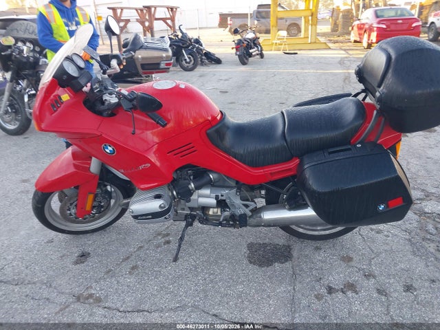 46273011 :رقم المزاد ، WB10416A7WZC60216 vin ، 1998 Bmw R1100 Rs مزاد بيع