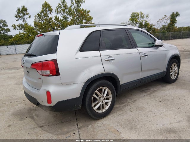 Продажа на аукционе авто 2015 Kia Sorento Lx, vin: 5XYKTCA68FG627469, номер лота: 46273176