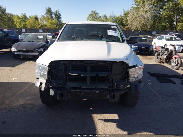 46273181 :رقم المزاد ، 1C6RR7LTXJS109929 vin ، 2018 Ram 1500 Big Horn  4x4 5'7 Box مزاد بيع