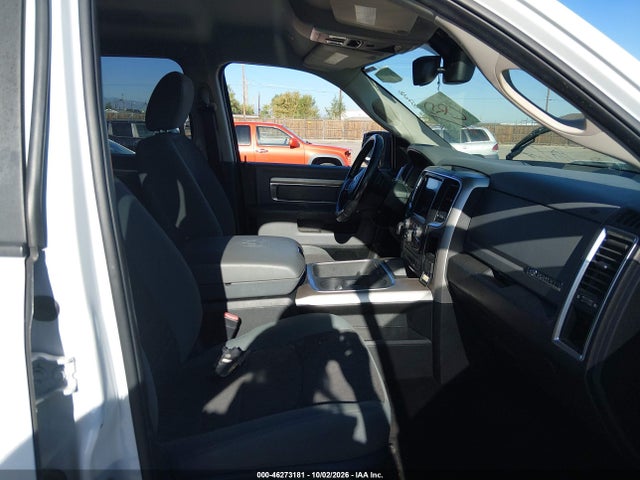 46273181 :رقم المزاد ، 1C6RR7LTXJS109929 vin ، 2018 Ram 1500 Big Horn  4x4 5'7 Box مزاد بيع