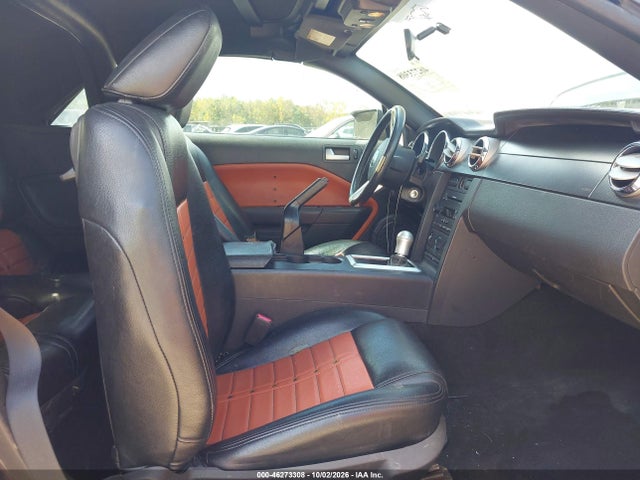 2007 Ford Mustang Gt Deluxe/gt Premium მანქანა იყიდება აუქციონზე, vin: 1ZVHT85H575255034, აუქციონის ნომერი: 46273308