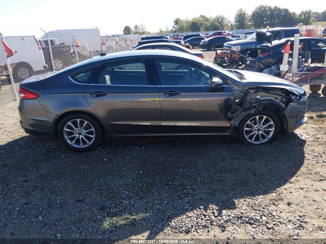 46273337 :رقم المزاد ، 3FA6P0H72HR235623 vin ، 2017 Ford Fusion Se مزاد بيع