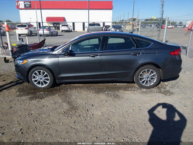 46273337 :رقم المزاد ، 3FA6P0H72HR235623 vin ، 2017 Ford Fusion Se مزاد بيع